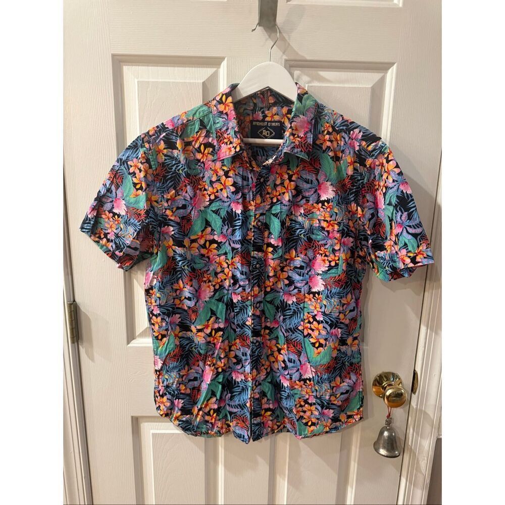 Amongst Others Hawaiian Flowers Short Sleeve Button Down Shirt sz L